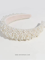Bridal hairband with pearls