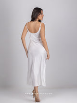 White bridal set with tulle oversized maxi robe