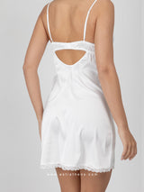 White nightdress with lace bust